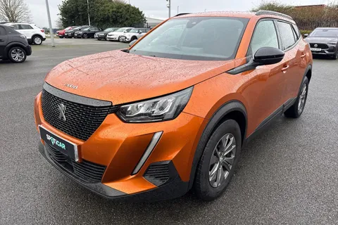 DE23FGV PEUGEOT 2008 1.2 PureTech Active Premium + Euro 6 (s/s) 5dr Thumbnail #28