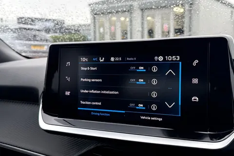 DE23FGV PEUGEOT 2008 1.2 PureTech Active Premium + Euro 6 (s/s) 5dr Thumbnail #51