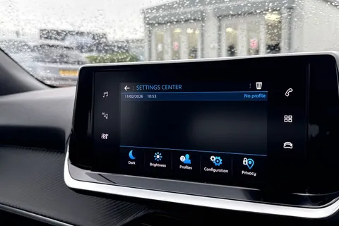 DE23FGV PEUGEOT 2008 1.2 PureTech Active Premium + Euro 6 (s/s) 5dr Thumbnail #53