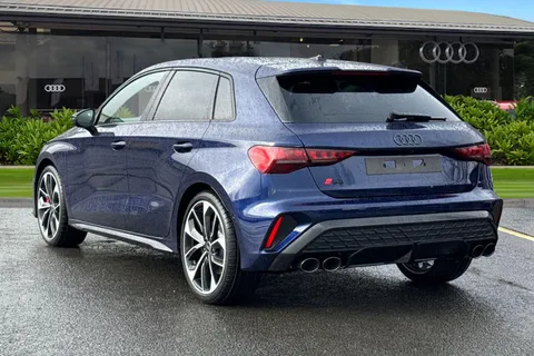  Audi S3 2.0 TFSI Black Edition Sportback S Tronic quattro Euro 6 (s/s) 5dr Thumbnail #3