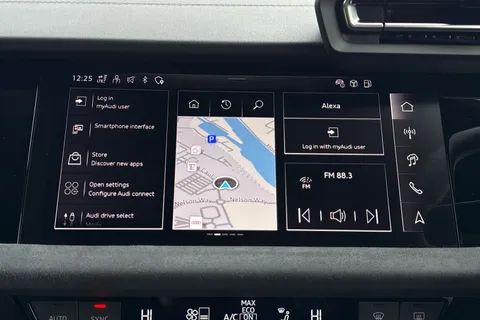  Audi S3 2.0 TFSI Black Edition Sportback S Tronic quattro Euro 6 (s/s) 5dr Thumbnail #17