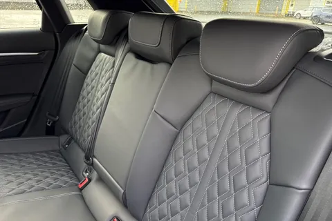  Audi S3 2.0 TFSI Black Edition Sportback S Tronic quattro Euro 6 (s/s) 5dr Thumbnail #19