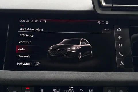  Audi S3 2.0 TFSI Black Edition Sportback S Tronic quattro Euro 6 (s/s) 5dr Thumbnail #46