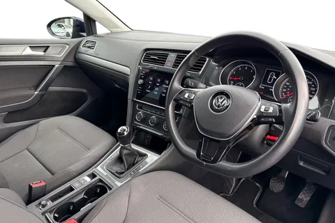 CY18JEJ Volkswagen Golf 1.5 TSI EVO SE 5dr ⭐Panoramic Sunroof, 1 Year VW Warranty⭐ Thumbnail #9