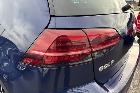 CY18JEJ Volkswagen Golf 1.5 TSI EVO SE 5dr ⭐Panoramic Sunroof, 1 Year VW Warranty⭐ Thumbnail #26