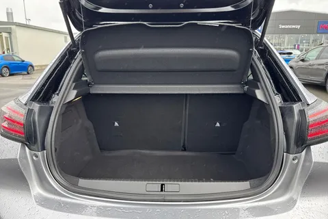 KO74XLB PEUGEOT 208 1.2 PureTech GT Euro 6 (s/s) 5dr Thumbnail #7