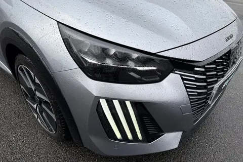 KO74XLB PEUGEOT 208 1.2 PureTech GT Euro 6 (s/s) 5dr Thumbnail #9