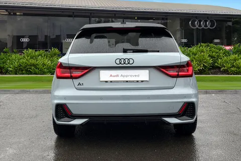 MT75NBM Audi A1 Black Edition 35 TFSI  150 PS S tronic Thumbnail #5