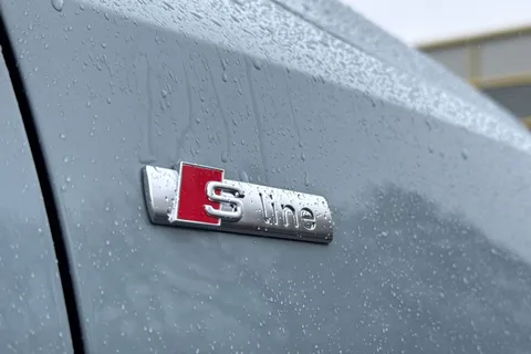 MT75NBM Audi A1 Black Edition 35 TFSI  150 PS S tronic Thumbnail #28