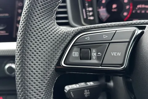 MT75NBM Audi A1 Black Edition 35 TFSI  150 PS S tronic Thumbnail #33