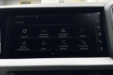 MT75NBM Audi A1 Black Edition 35 TFSI  150 PS S tronic Thumbnail #43