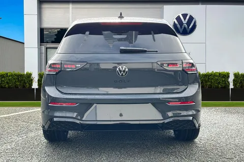  Volkswagen Golf 2.0 TDI Black Edition DSG Euro 6 (s/s) 5dr Thumbnail #5