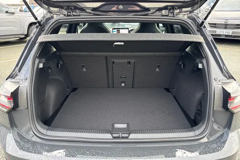  Volkswagen Golf 2.0 TDI Black Edition DSG Euro 6 (s/s) 5dr Thumbnail #7