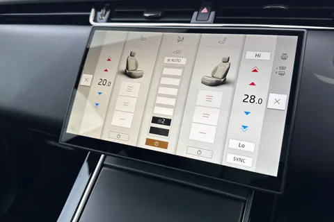 KM74OTP Land Rover Range Rover Evoque 2.0 D200 Dynamic HSE 5dr Thumbnail #24