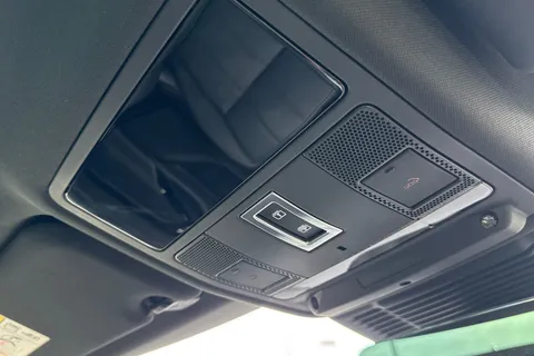 KM74OTP Land Rover Range Rover Evoque 2.0 D200 Dynamic HSE 5dr Thumbnail #25