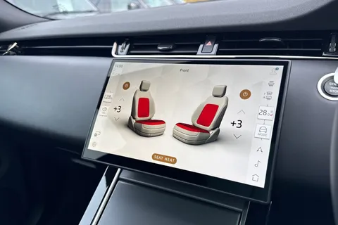 KM74OTP Land Rover Range Rover Evoque 2.0 D200 Dynamic HSE 5dr Thumbnail #40