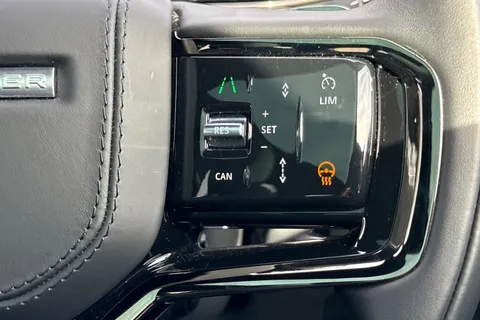 KM74OTP Land Rover Range Rover Evoque 2.0 D200 Dynamic HSE 5dr Thumbnail #47