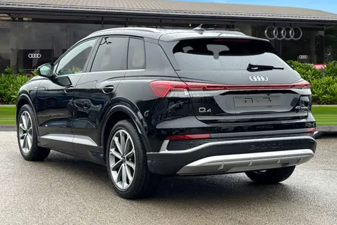 Audi Q4 e-tron 45 S line Auto 5dr 82kWh Thumbnail #3