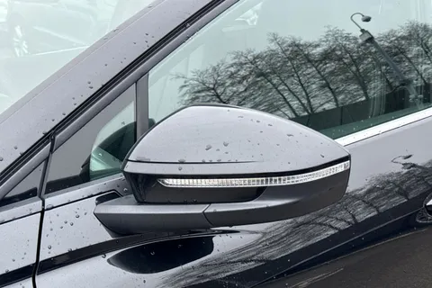 Audi Q4 e-tron 45 S line Auto 5dr 82kWh Thumbnail #25