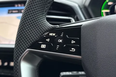 Audi Q4 e-tron 45 S line Auto 5dr 82kWh Thumbnail #34
