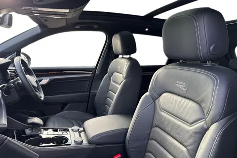 AU75NVT Volkswagen Touareg 3.0 V6 TDI 4Motion 286 Black Edition 5dr Tip Auto **TOW BAR** Thumbnail #17