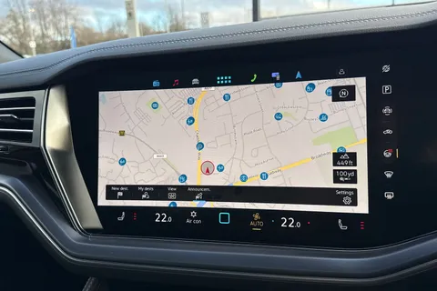 AU75NVT Volkswagen Touareg 3.0 V6 TDI 4Motion 286 Black Edition 5dr Tip Auto **TOW BAR** Thumbnail #18