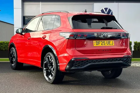 DF25UEJ Volkswagen Tiguan 1.5 TSI 272 eHybrid R-Line DSG⭐Comfort Package, Leather, Sunroof, IQ lights Thumbnail #2