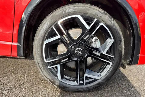 DF25UEJ Volkswagen Tiguan 1.5 TSI 272 eHybrid R-Line DSG⭐Comfort Package, Leather, Sunroof, IQ lights Thumbnail #10