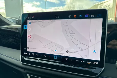 DF25UEJ Volkswagen Tiguan 1.5 TSI 272 eHybrid R-Line DSG⭐Comfort Package, Leather, Sunroof, IQ lights Thumbnail #17