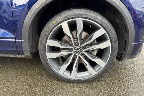 DG21NMM Volkswagen T-Roc 1.5 TSI EVO R-Line 5dr | Spare Wheel | Heated Front Seats Thumbnail #7
