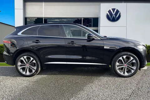 KP21BFX Jaguar F-Pace 3.0 D300 MHEV R-Dynamic HSE Auto AWD Euro 6 (s/s) 5dr Thumbnail #4