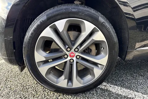 KP21BFX Jaguar F-Pace 3.0 D300 MHEV R-Dynamic HSE Auto AWD Euro 6 (s/s) 5dr Thumbnail #12