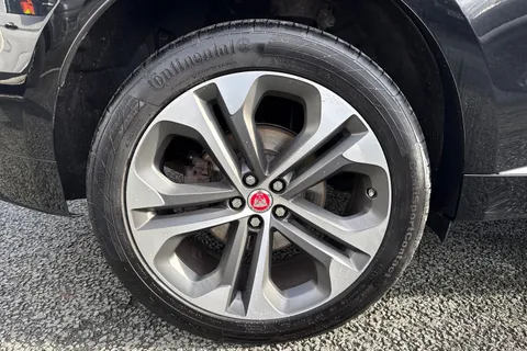 KP21BFX Jaguar F-Pace 3.0 D300 MHEV R-Dynamic HSE Auto AWD Euro 6 (s/s) 5dr Thumbnail #13