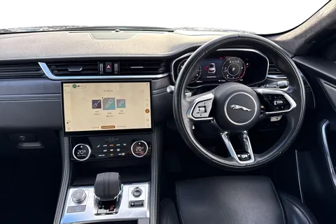 KP21BFX Jaguar F-Pace 3.0 D300 MHEV R-Dynamic HSE Auto AWD Euro 6 (s/s) 5dr Thumbnail #18