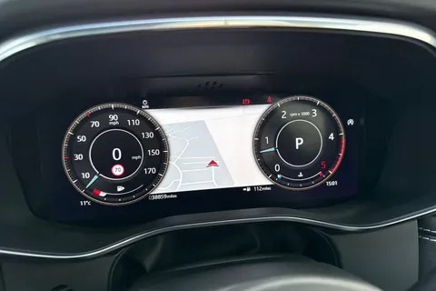 KP21BFX Jaguar F-Pace 3.0 D300 MHEV R-Dynamic HSE Auto AWD Euro 6 (s/s) 5dr Thumbnail #45