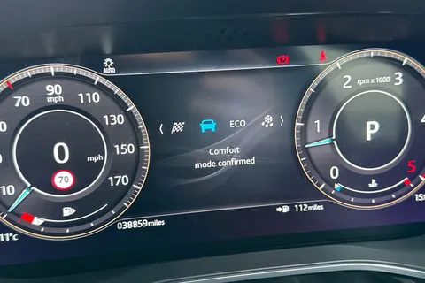 KP21BFX Jaguar F-Pace 3.0 D300 MHEV R-Dynamic HSE Auto AWD Euro 6 (s/s) 5dr Thumbnail #52