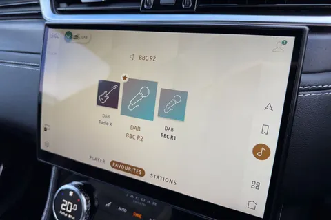 KP21BFX Jaguar F-Pace 3.0 D300 MHEV R-Dynamic HSE Auto AWD Euro 6 (s/s) 5dr Thumbnail #53