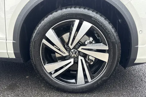 KR25XBV Volkswagen T-Roc 2.0 TDI 150 EVO R-Line 5dr DSG**PAN ROOF + REVESING CAMERA + 18' NEVADA ALL Thumbnail #13