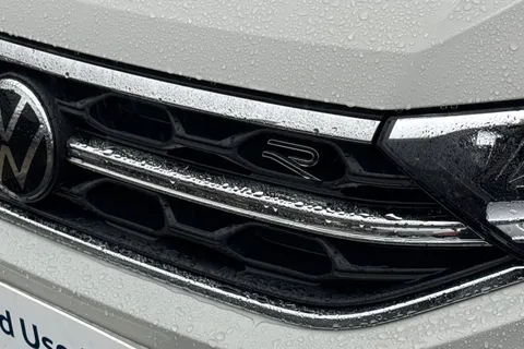 KR25XBV Volkswagen T-Roc 2.0 TDI 150 EVO R-Line 5dr DSG**PAN ROOF + REVESING CAMERA + 18' NEVADA ALL Thumbnail #29