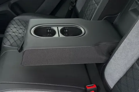 KR25XBV Volkswagen T-Roc 2.0 TDI 150 EVO R-Line 5dr DSG**PAN ROOF + REVESING CAMERA + 18' NEVADA ALL Thumbnail #30