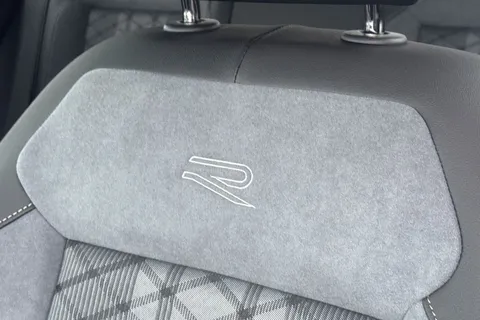 KR25XBV Volkswagen T-Roc 2.0 TDI 150 EVO R-Line 5dr DSG**PAN ROOF + REVESING CAMERA + 18' NEVADA ALL Thumbnail #35