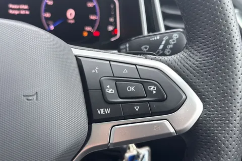 KR25XBV Volkswagen T-Roc 2.0 TDI 150 EVO R-Line 5dr DSG**PAN ROOF + REVESING CAMERA + 18' NEVADA ALL Thumbnail #37