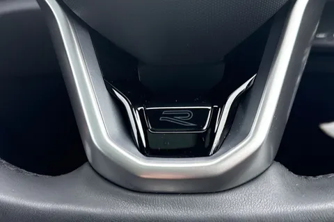 KR25XBV Volkswagen T-Roc 2.0 TDI 150 EVO R-Line 5dr DSG**PAN ROOF + REVESING CAMERA + 18' NEVADA ALL Thumbnail #38