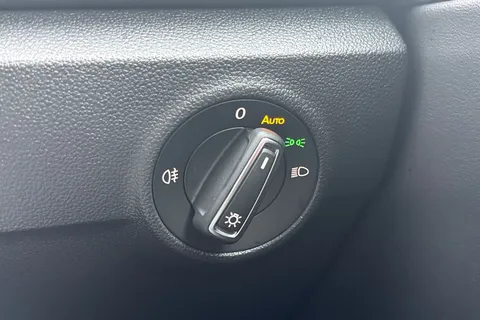 KR25XBV Volkswagen T-Roc 2.0 TDI 150 EVO R-Line 5dr DSG**PAN ROOF + REVESING CAMERA + 18' NEVADA ALL Thumbnail #42