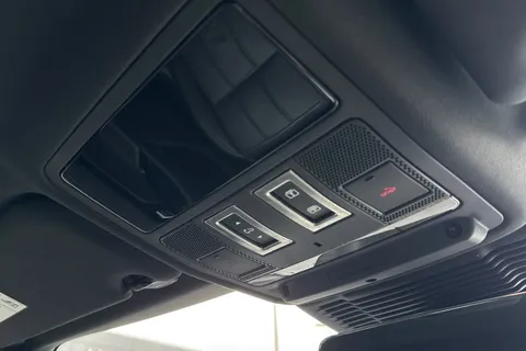 KT73FXD Land Rover Range Rover Evoque 1.5 P300e Dynamic HSE 5dr Thumbnail #25