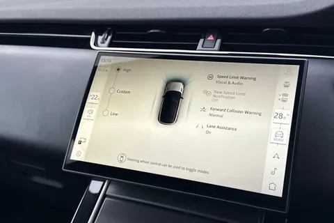 KT73FXD Land Rover Range Rover Evoque 1.5 P300e Dynamic HSE 5dr Thumbnail #42