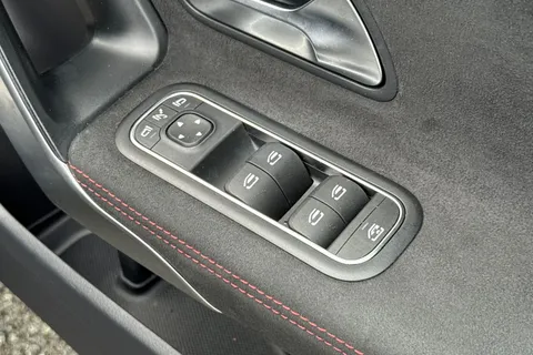 PJ25OFK Mercedes-Benz Cla Class 200 AMG Line Executive 4dr Tip Auto Thumbnail #24