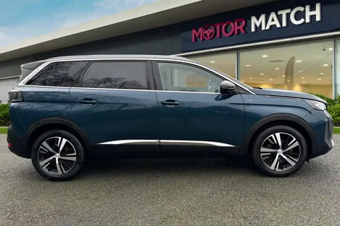 MT73NHG PEUGEOT 5008 1.2 PureTech GT EAT Euro 6 (s/s) 5dr Thumbnail #4