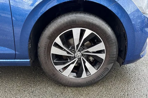 DG20HHE Volkswagen Polo 1.0 TSI 95 SE 5dr | Front and Rear Parking Sensors | Spare Wheel Thumbnail #9