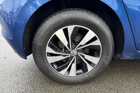 DG20HHE Volkswagen Polo 1.0 TSI 95 SE 5dr | Front and Rear Parking Sensors | Spare Wheel Thumbnail #10